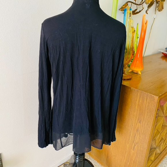 Super soft and flowing A.N.A. A New Approach Jersey shawl open sweater. - Picture 4 of 7